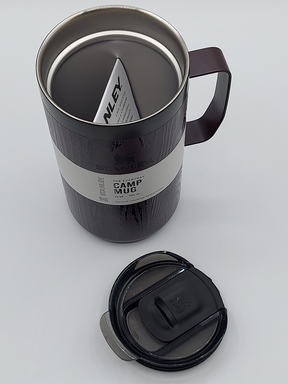 Stanley Limited Edition The Everyday Camp Mug - Redwood Woodgrain 24oz - Picture 2 of 5